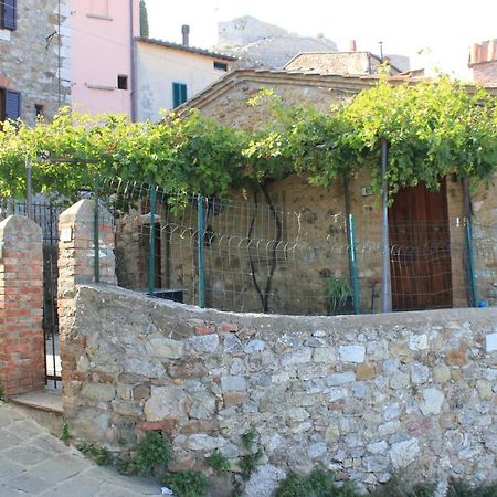 La Casina Di Nonna Lola Villa Castiglione d'Orcia Exterior photo